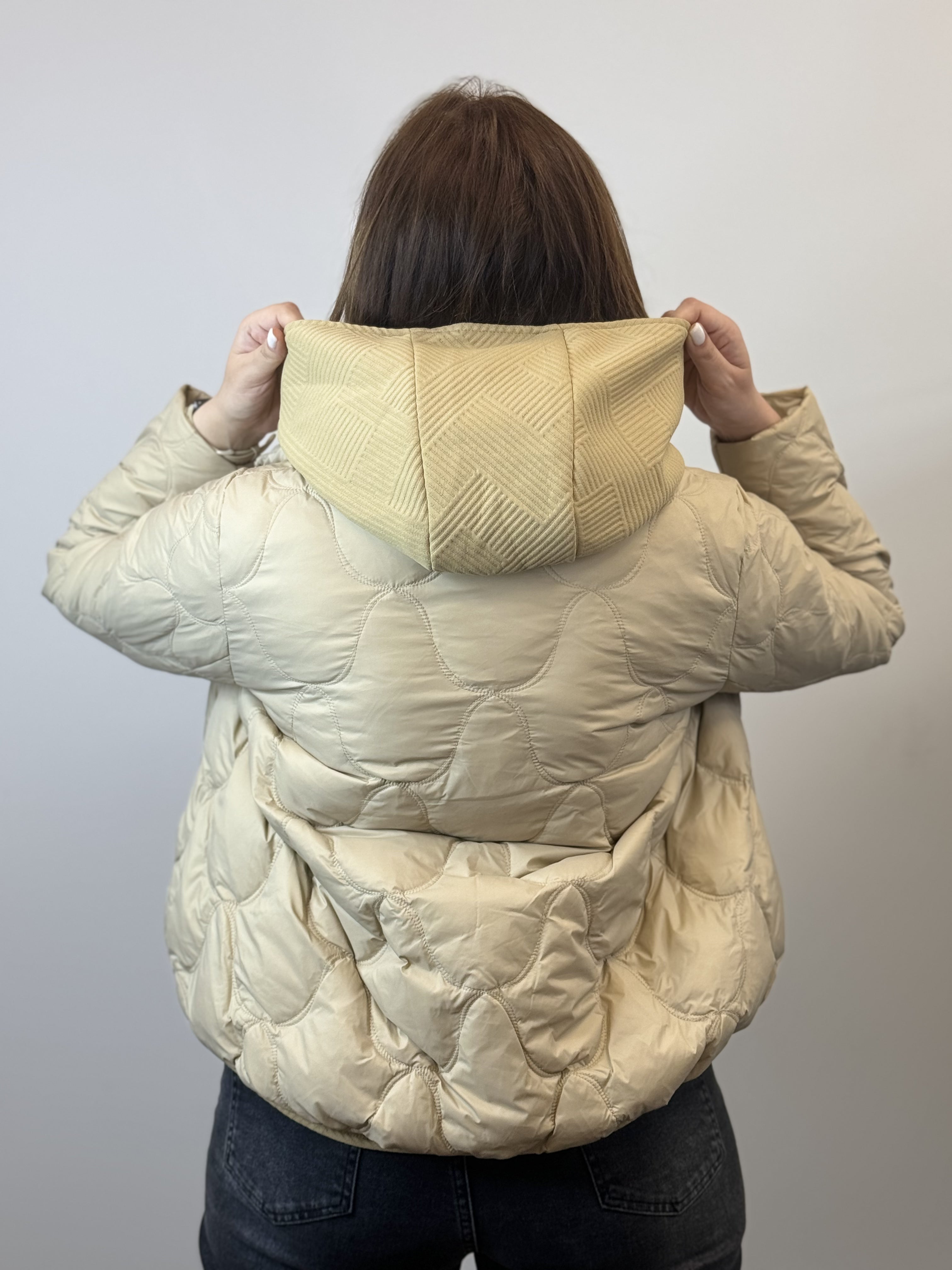 куртка 043 Женская стёганая куртка Creamy Beige